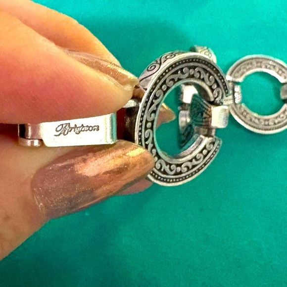 BRIGHTON Central Park silver circle link round etched retired bracelet - Picture 6 of 6